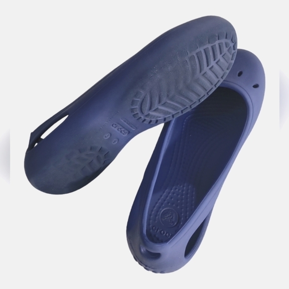 Crocs Big Girls Kadee Ballet Cut Out Comfort Flats Sz J5 - Picture 11 of 13